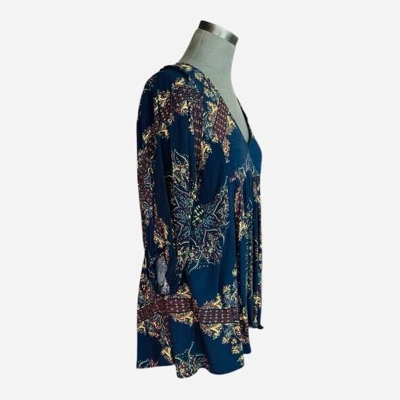 Women’s Top FREE PEOPLE Girl Talk Tunic Blue Paisley Balloon Sleeve Boho Blouse - Picture 5 of 9